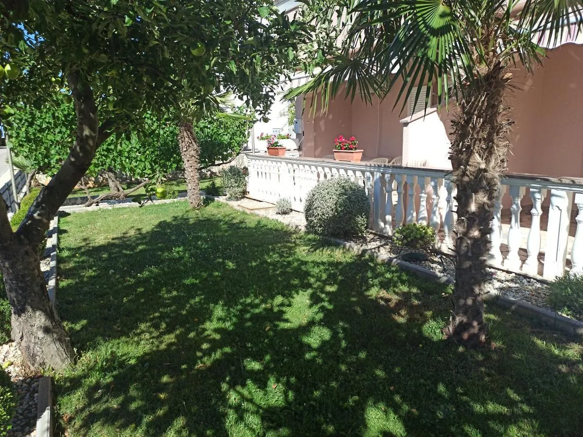 Apartmani Vesna Krk Town Apartment