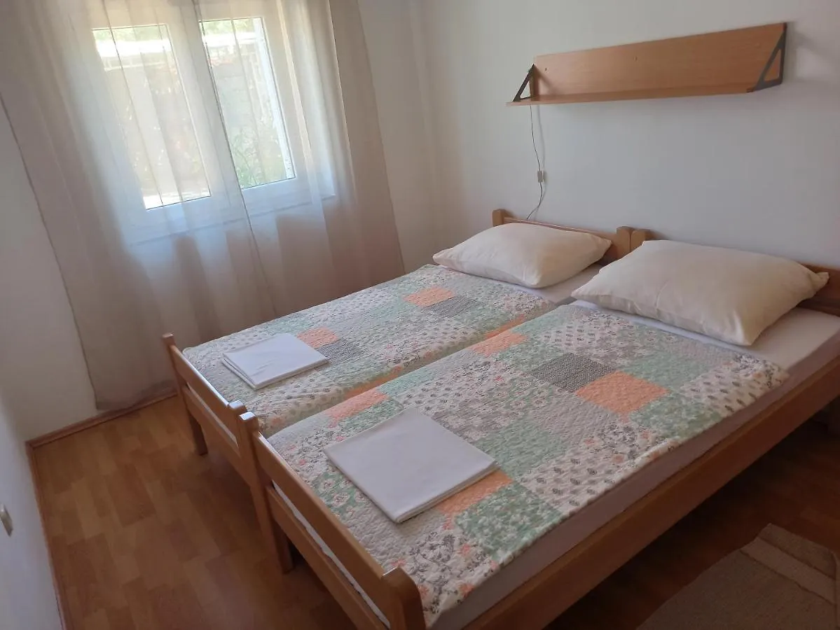 Apartmani Vesna Krk Town Croatia